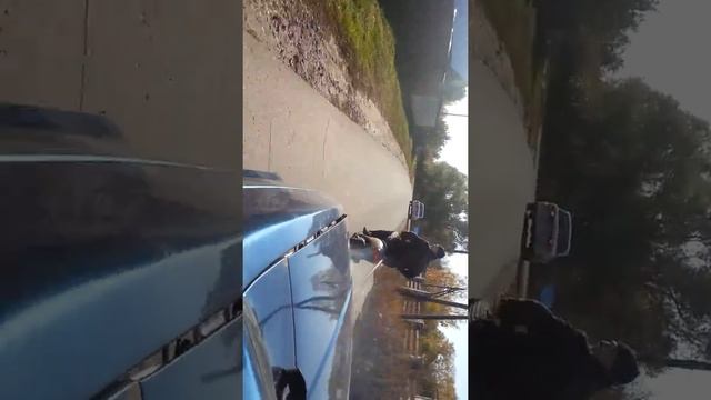 Тащим москвича на скутере смотреть онлайн