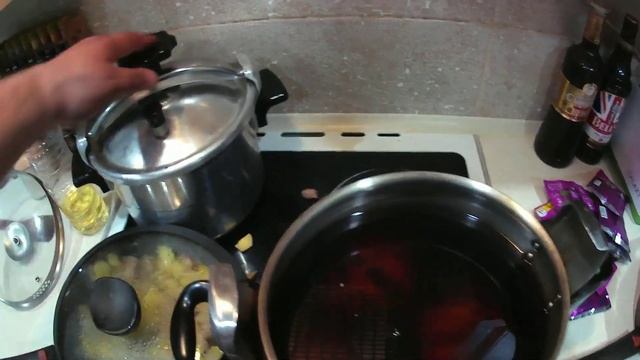 СВАРИЛ СВЁКЛУ ДЛЯ ЗАМОРОЗКИ ДВУМЯ СПОСОБАМИ.(Не рекомендую!) смотреть онлайн