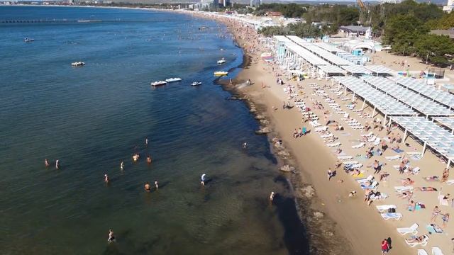 #Анапа ЦЕНТРАЛЬНЫЙ ПЛЯЖ. ОТКУДА СТОЛЬКО ЛЮДЕЙ? ПОЧЕМУ НИКТО НЕ РАБОТАЕТ? ДЕТИ В ШКОЛУ ТОЖЕ НЕ ПОШЛИ смотреть онлайн