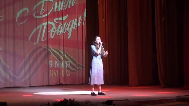 "Сокол, я Незабудка!" (Слова: Ф. Лаубе Музыка: А. Лепин) исп. Савушкина Елена смотреть онлайн