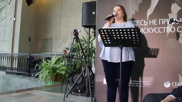 На открытии выставки "Видеть невидимое" в ЕМИИ 5.7.17 - 2 смотреть онлайн