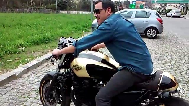 Yamaha Xjr 1200 Café racer BARCELOS смотреть онлайн