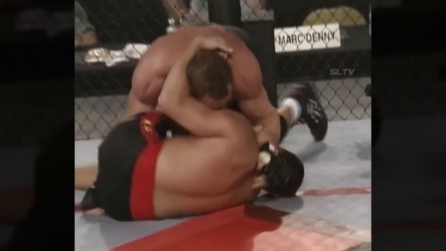 Mark Coleman destroys Don Frye. The Hammer is the godfather of Ground and Pound. смотреть онлайн