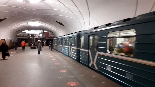 Москва 3484 станция метро Аэропорт зима день смотреть онлайн