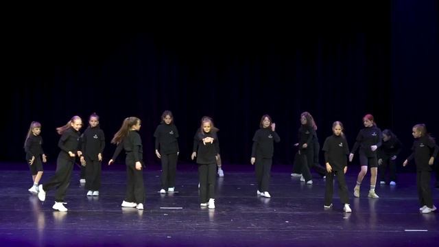 Интро IPdancePRO SHOW, New Year Vibe, 20 декабря 2022 смотреть онлайн