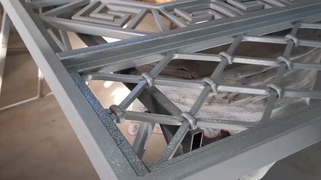 Молотковая краска Dali смотреть онлайн