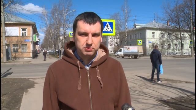 Пять тысяч квадратных метров асфальта обновили в Вологде смотреть онлайн