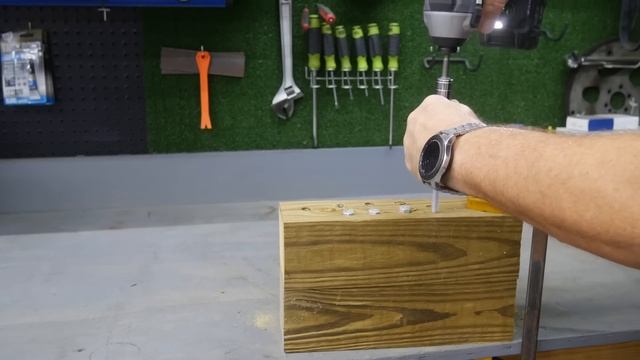 SURPRISING POWER! FLEX 24V Quick Eject Impact Driver Review [FX1371] смотреть онлайн