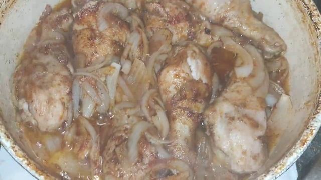 Отличный вкусный ужин. Курица, лук, лапша. Просто, быстро и легко. Очень сочно! Лапша с курицей. смотреть онлайн