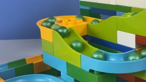 Три горки для шариков - шарики катятся