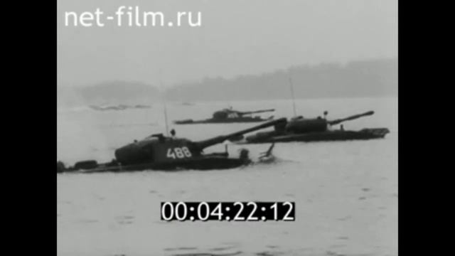 Танки ПТ-76 ЛенВО 1976г. смотреть онлайн
