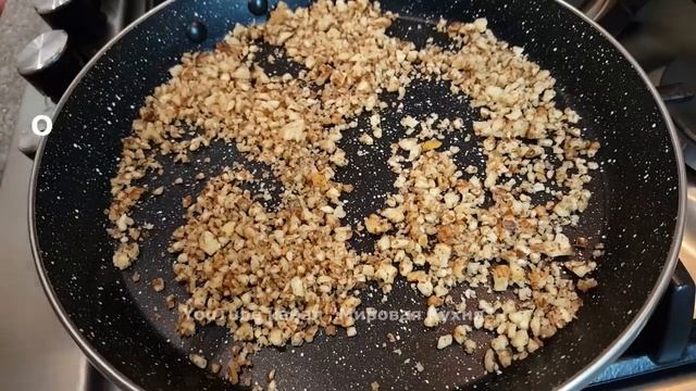 Нежнейший вафельный торт с рыбными консервами