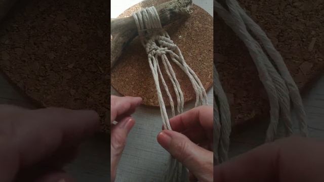 КУРС МАКРАМЕ. Панно "Перья " ромбы"ч.1 смотреть онлайн