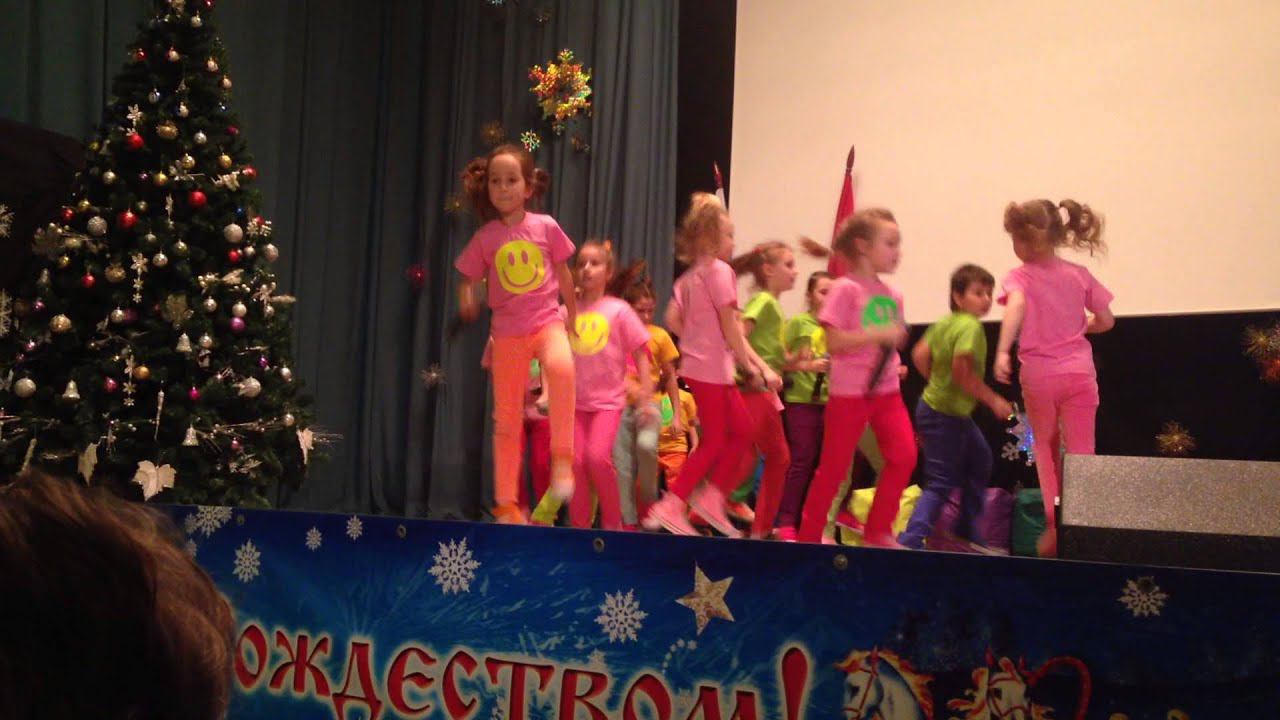 В траве сидел кузнечик