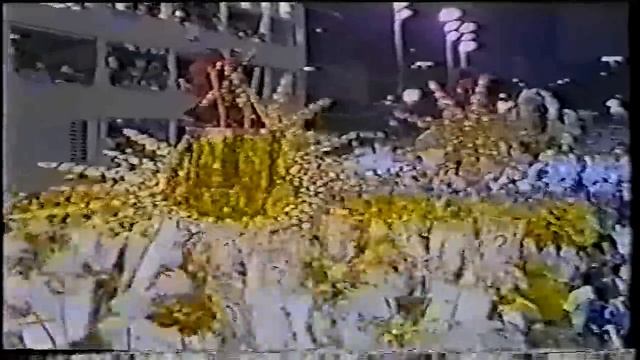 COMPACTO DO DESFILE DAS ESCOLAS DE SAMBA 1986 RJ смотреть онлайн