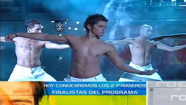 Raúl Martínez, Pablo Vargas y Rodrigo Díaz - Aquí (Rojo 2003) смотреть онлайн
