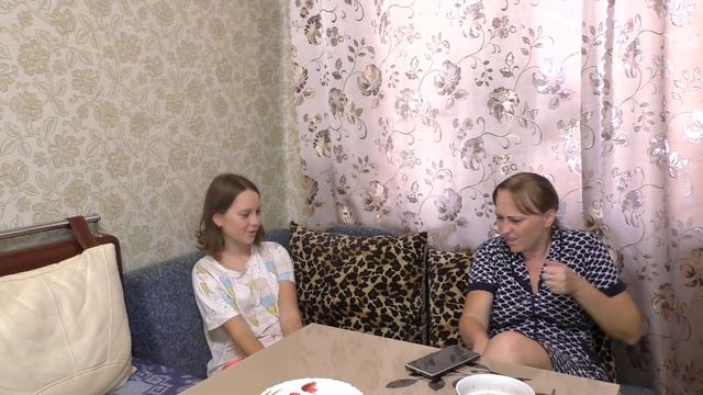 ВЛОГ//16 сентября//НАШЕ МЕНЮ НА ДЕНЬ//ПОЛУЧИЛА ДВОЙКУ//ИГРАЕМ С ЛЕНОЙ//ВКУСНАЯ ГРЕЧКА//ПОКУПКИ В АТ смотреть онлайн