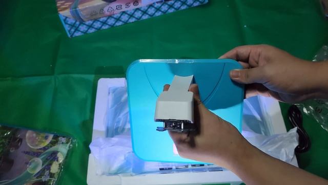 Viewsonic VA-2456 Miku Version Unboxing смотреть онлайн