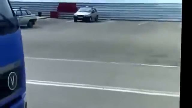 Борзый прапорщик сотрудник ГАИДПС и водитель дальнобойщик угрозы и маты смотреть онлайн