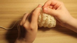 Как вязать узор змейка спицами // Простой и эффектный узор для шарфа