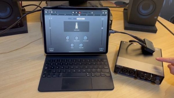 USB-C to USB on iPad | How to connect USB devices