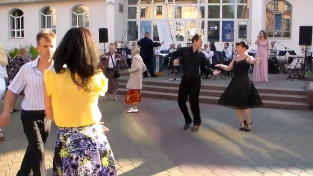 Мамулечки, С Праздником!!!