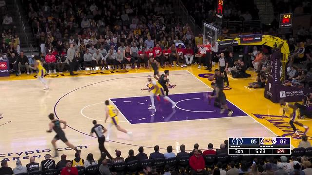 Game Recap: Lakers 134, Wizards 131 смотреть онлайн