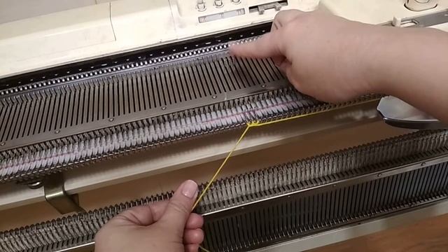 Вязание шнура на вязальной машине смотреть онлайн