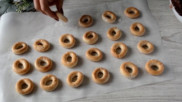 Неймовірно СМАЧНО! Давно забутий рецепт / Бублики з фаршем в духовці смотреть онлайн