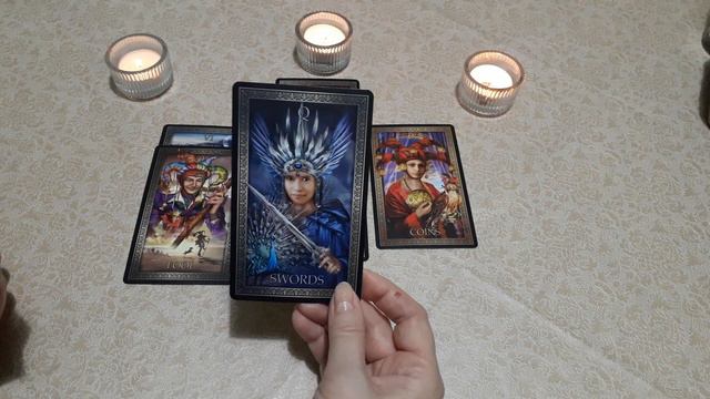 Погадаем на любовь. Будущее с вашим любимым человеком. смотреть онлайн