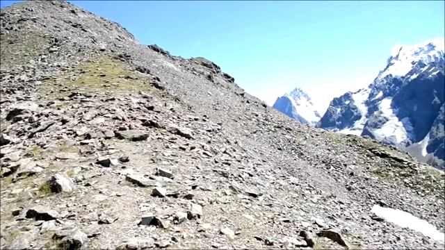 Путешествие в горах Домбая По тропам к водопадам. смотреть онлайн