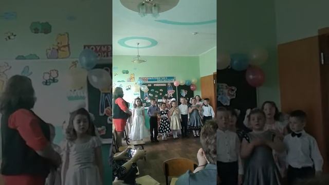 Подари улыбку миру смотреть онлайн