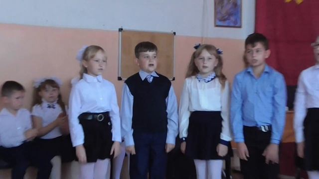 Песенка про Улыбку от 2 и 4 классов смотреть онлайн