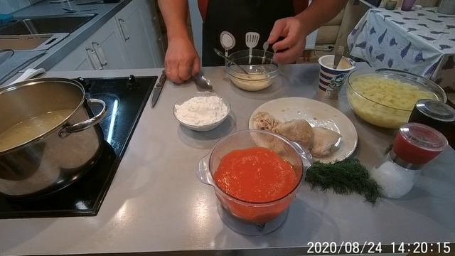 Национальный украинский суп с галушками и помидорами. Просто вкусняшка. смотреть онлайн