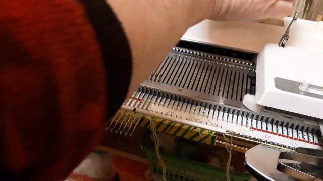 Не обычный набор петель на оттяжную гребёнку с открытыми петлями и чем он для меня удобен. смотреть онлайн