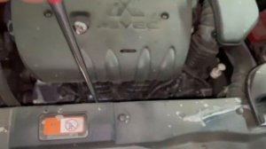 Где находится VIN, номер кузова и двигателя в Мицубиси Аутлендер 3?