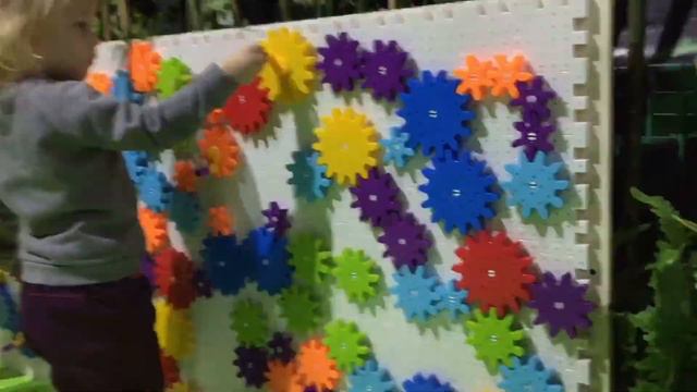 Прогулка с динозаврами. Выставка гигантов. Детский развлекательный центр "Затерянный мир". смотреть онлайн