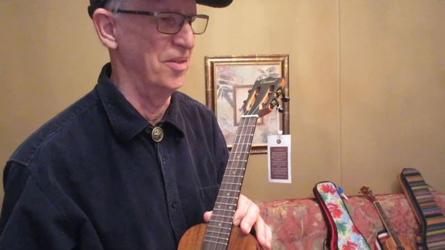My Two Absolutely Perfect Ukuleles. смотреть онлайн