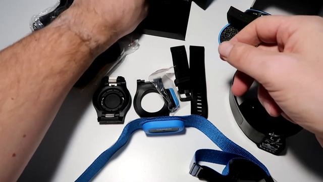 Unboxing Garmin Forerunner 945 Bundle смотреть онлайн