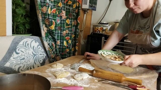 ОБЗОР??? ПЕКУ МЕДОВИК ?НА ДЕНЬ РОЖДЕНИЯ???? смотреть онлайн