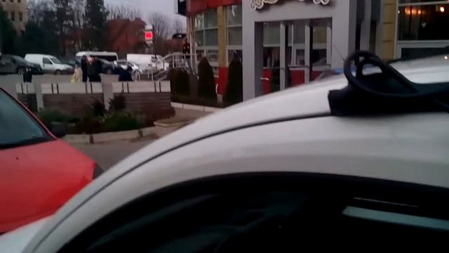 Простой метод открыть дверь Пежо Peugeot. Oтпирания Любой машины. смотреть онлайн