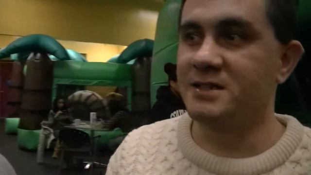 Эмигрантский День Рождения смотреть онлайн