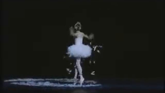 VERY FUNNY ! TAKE A LOOK TO THE DYING SWAN (GUY) DANCING смотреть онлайн
