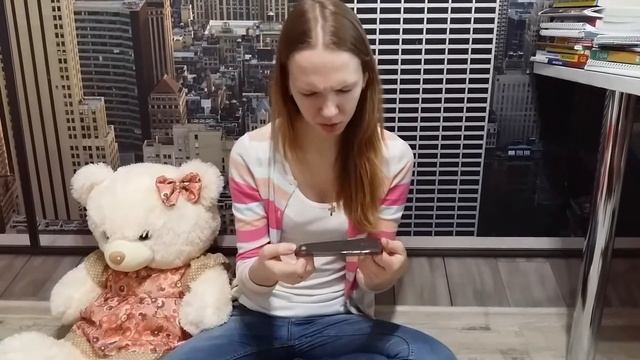 Видеообзор покупок с Алиэкспресс. Чехол для телефона и раскраска для взрослых. смотреть онлайн