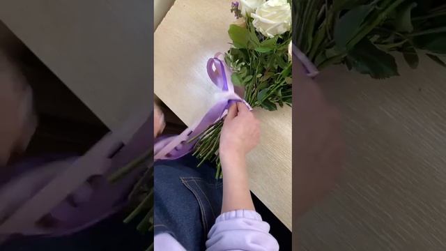 упаковка букета под ленту смотреть онлайн