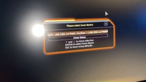 Грузить с флешки