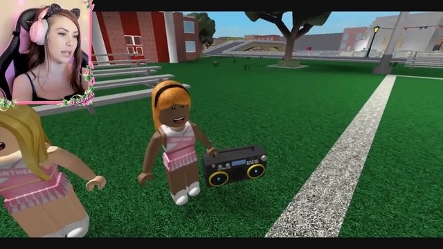 FROM NERD TO MOST POPULAR GIRL IN SCHOOL! A ROBLOX STORY смотреть онлайн