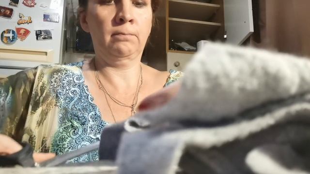 Асмр скрип и яркие звуки а потом режем ножницами смотреть онлайн