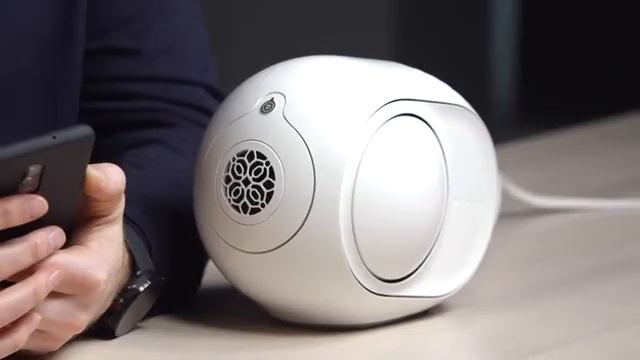 Devialet Phantom Reactor 600 - Compact wireless speaker - 600 Watts - 95 dB, Iconic White смотреть онлайн