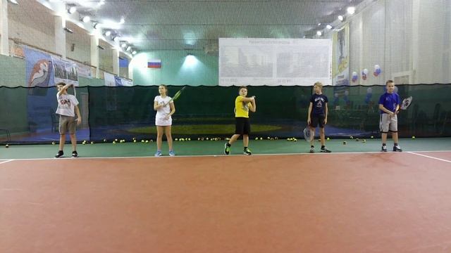 Теннис.Тренировка. Удар справа смотреть онлайн